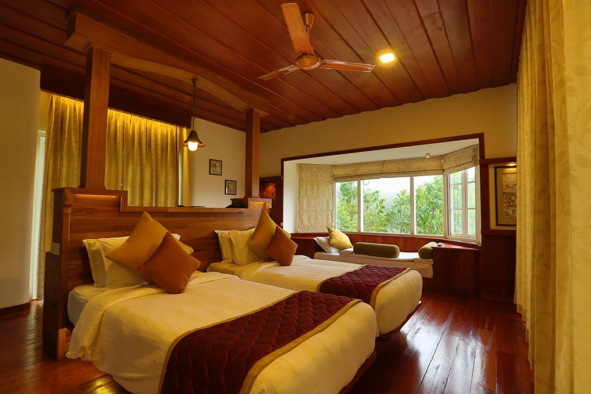 Classic Double Room with Spa Bath