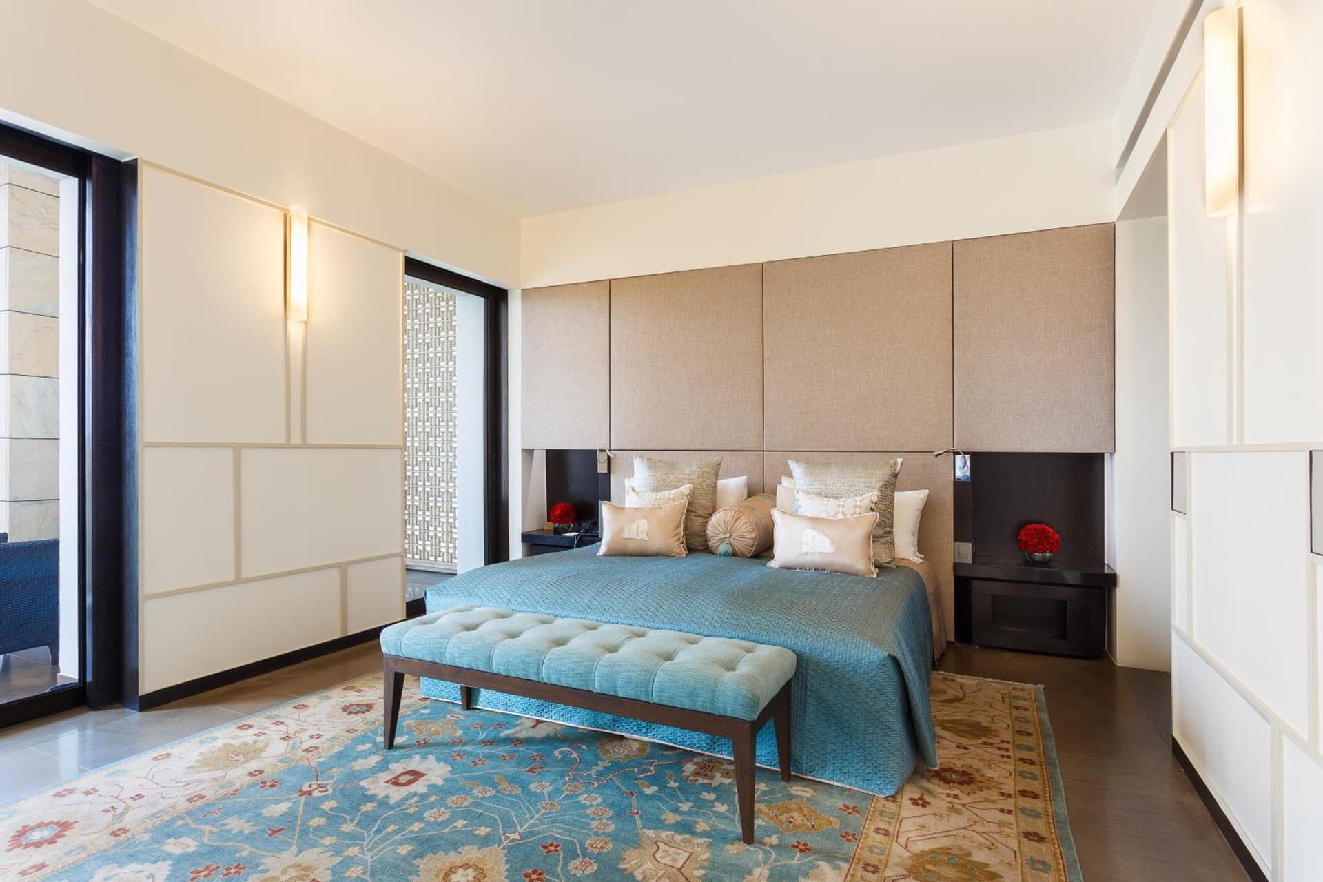 Suite Queen Room