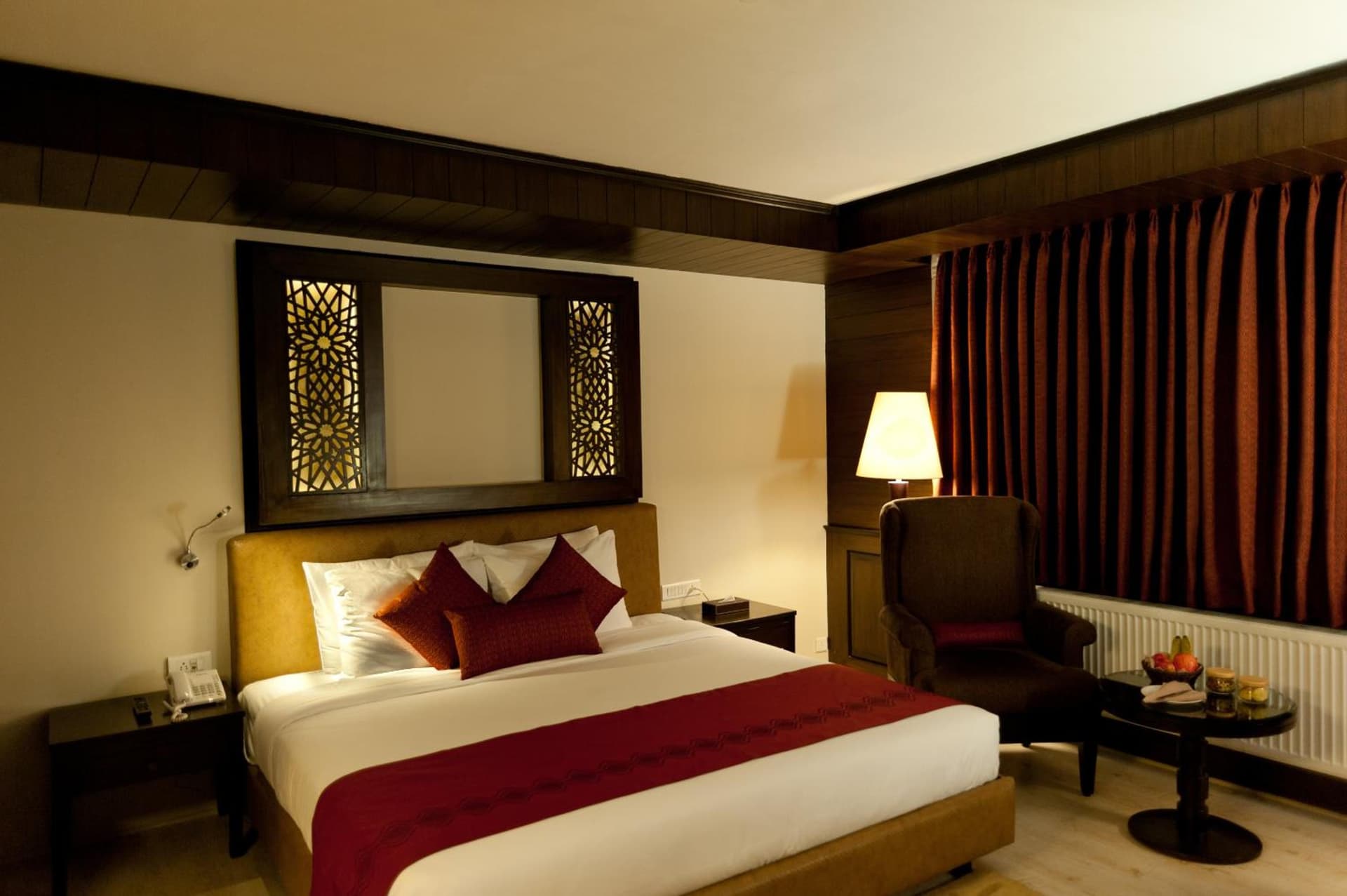 Vintage Deluxe Room