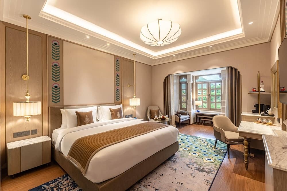 Deluxe King Or Twin Room
