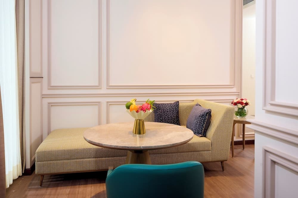 Junior Suite Double City View Room