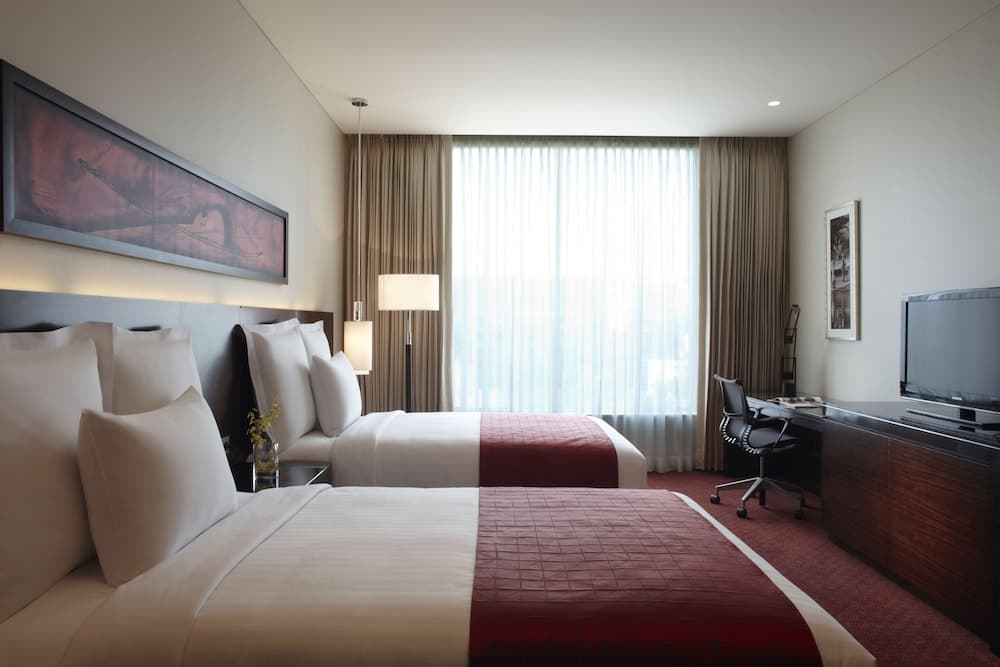 Executive Queen Room