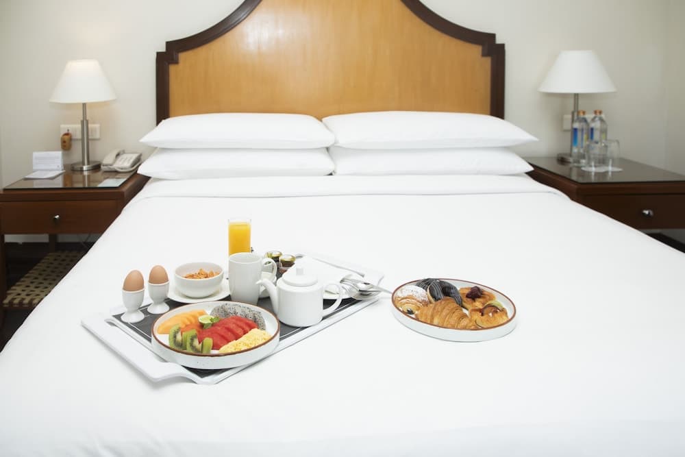 Executive Queen Room