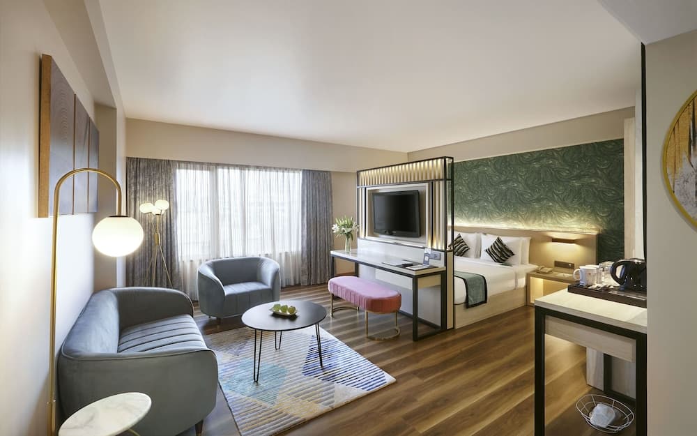 Executive Suite