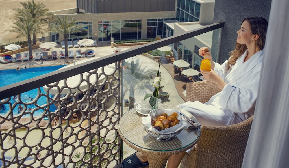 Suite King Balcony Room