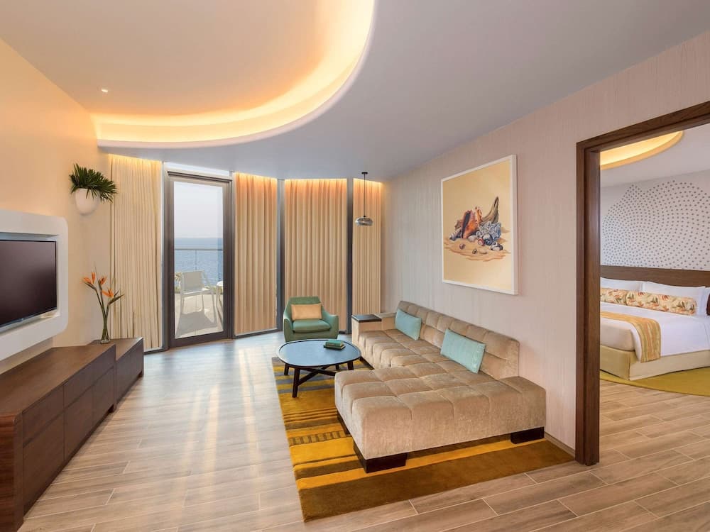Suite Twin Sea View Balcony Room