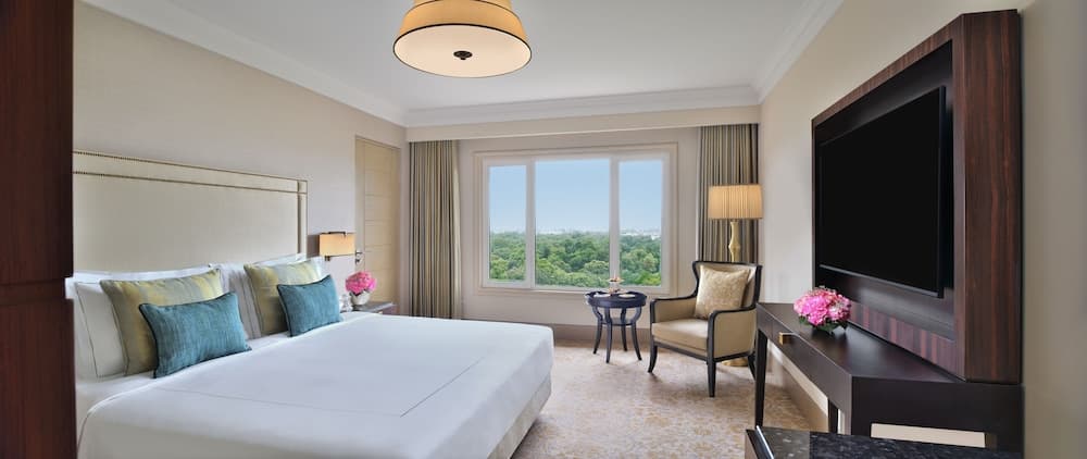 Suite King Room