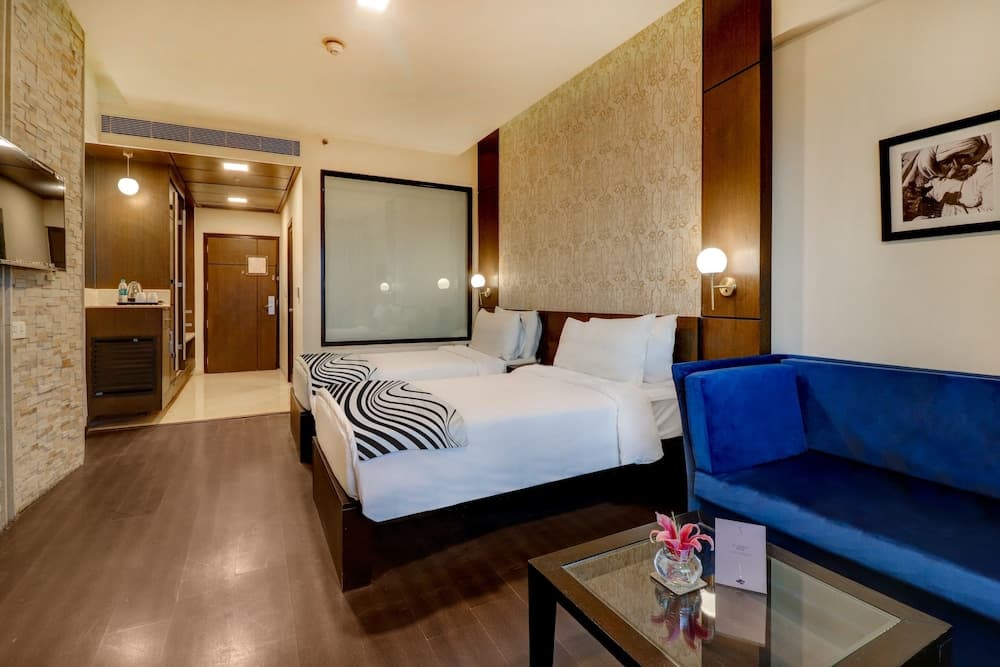 Club King Or Twin Room