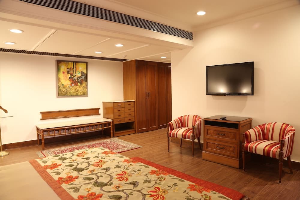 Suite King Room