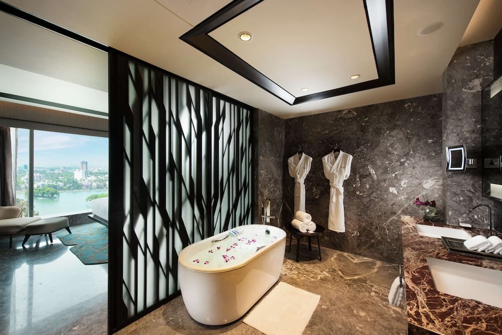 Suite King Room