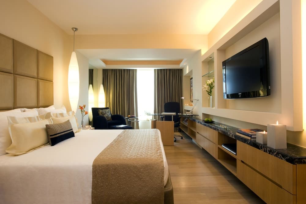 Suite King Room
