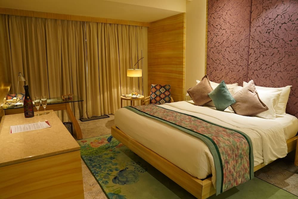 Premium King Room