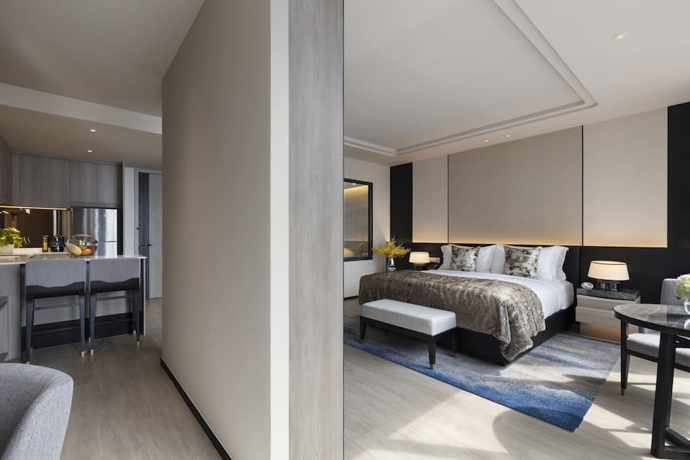 Executive Double Studio with City View (Full Double Bed) (King Size Bed)