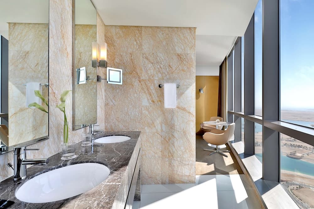 Deluxe Twin Sea View Room