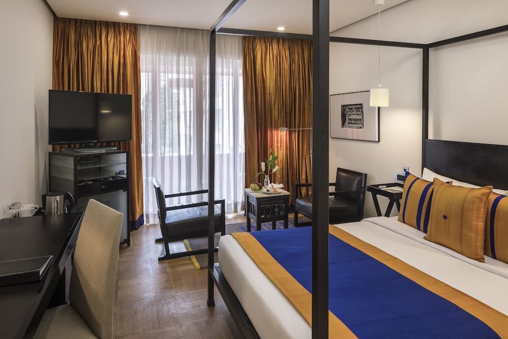 Deluxe Room, Balcony