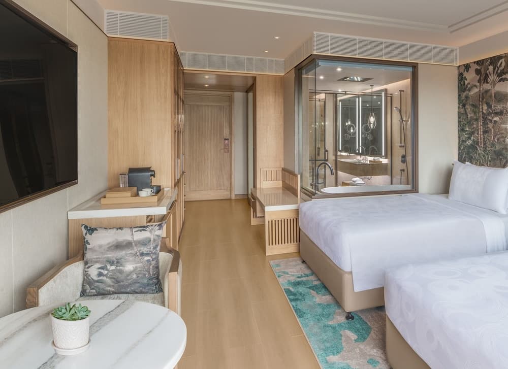 Luxury Room, 2 Twin Beds, Balcony (View)