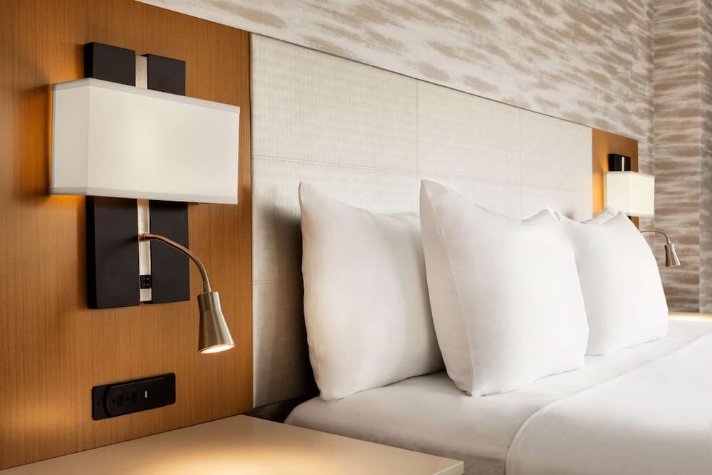 Premium King Room
