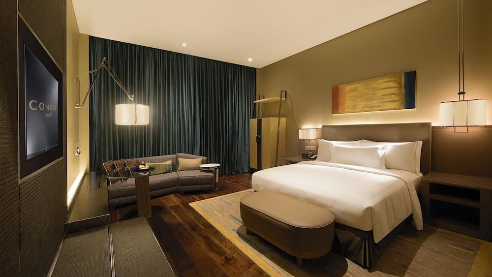 Premier King Room