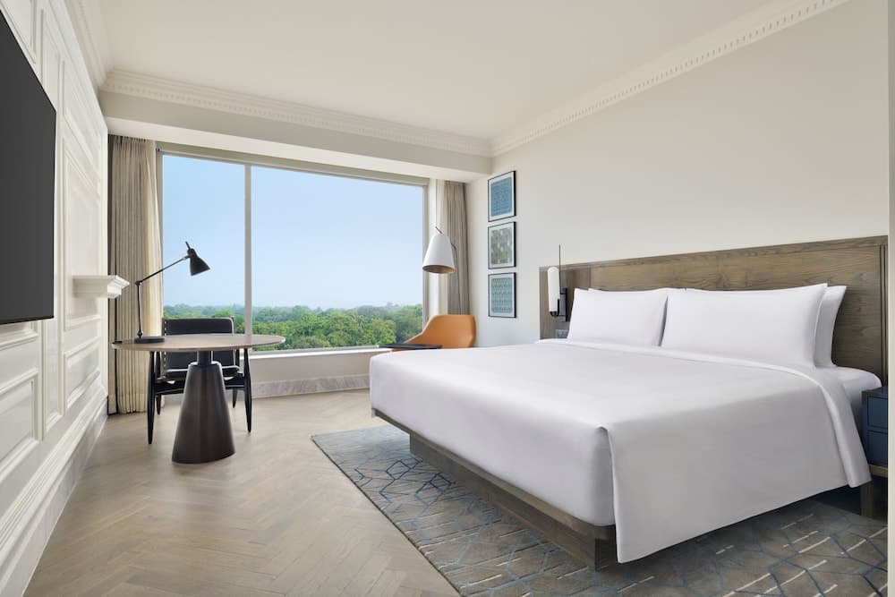 Executive King Room