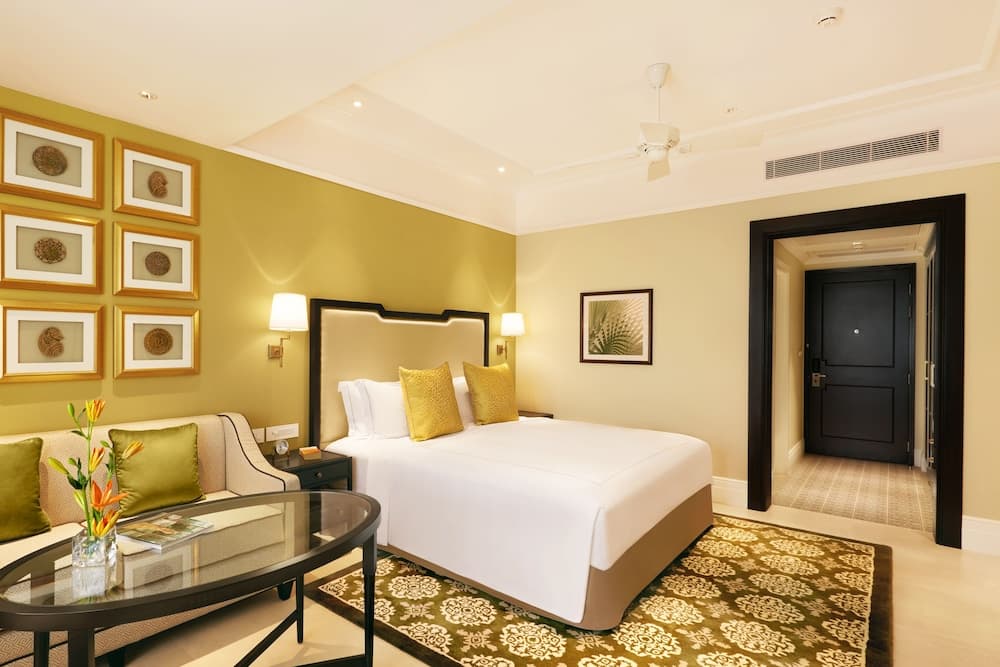 Luxury King Room