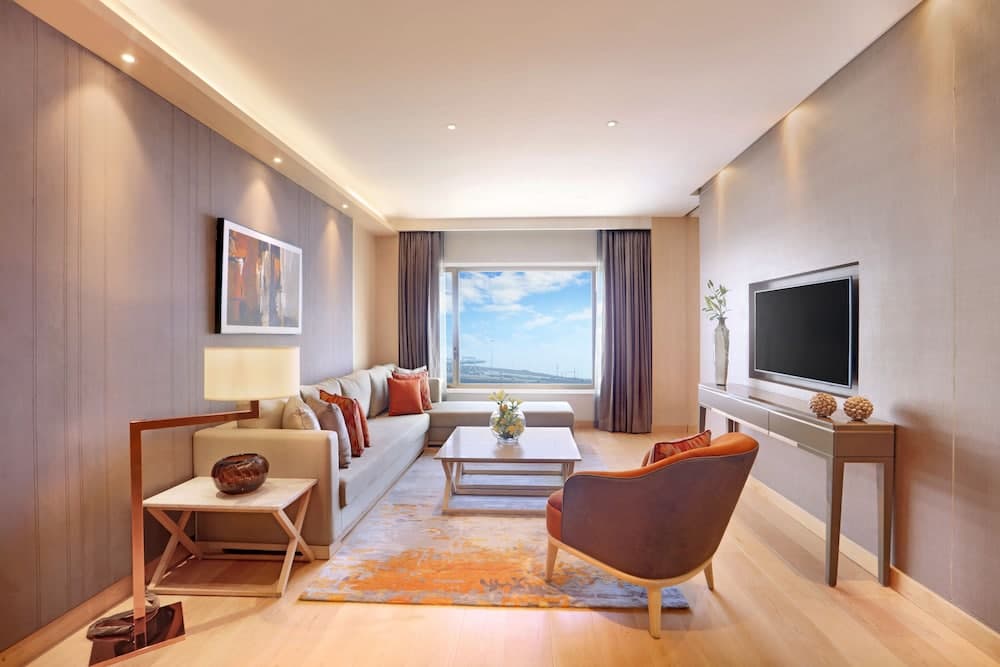 Suite King Room