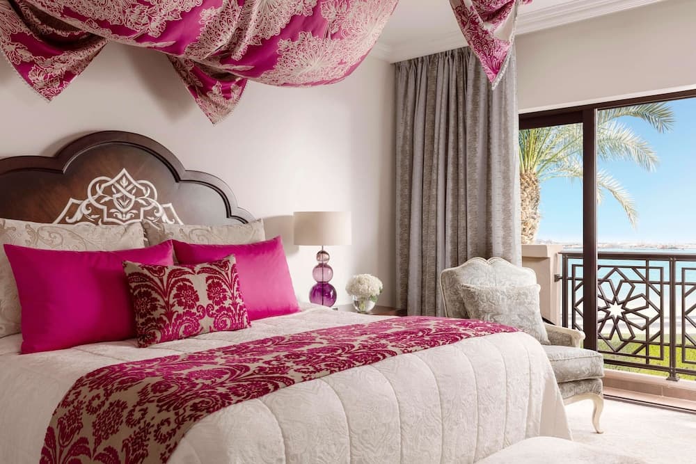Suite King Room