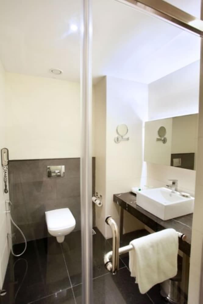 Premium King Room