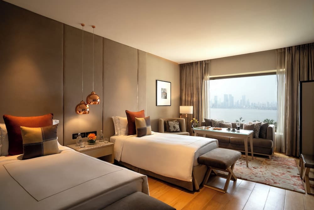 Luxury Twin Room