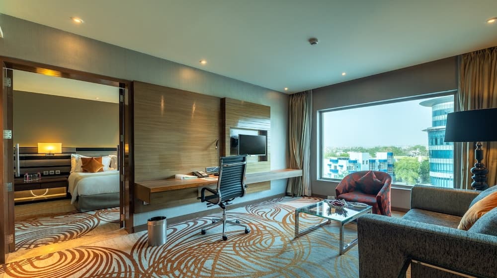 Suite King Smoking Room