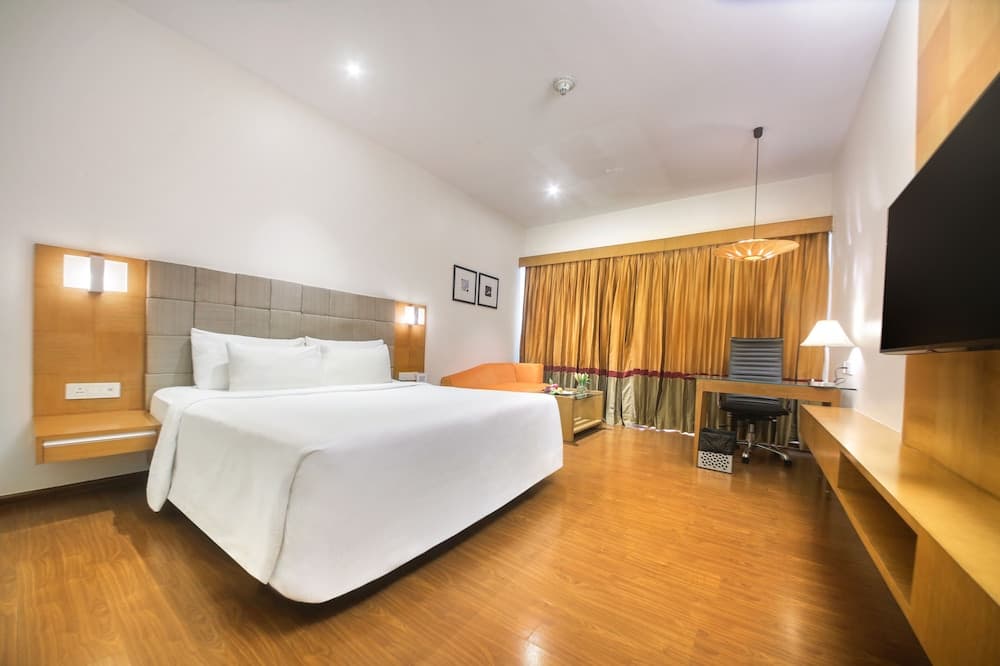 Luxury King Room