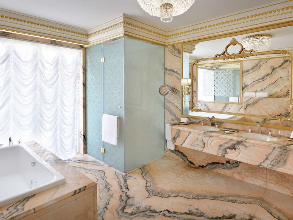 Royal King Or Twin Room
