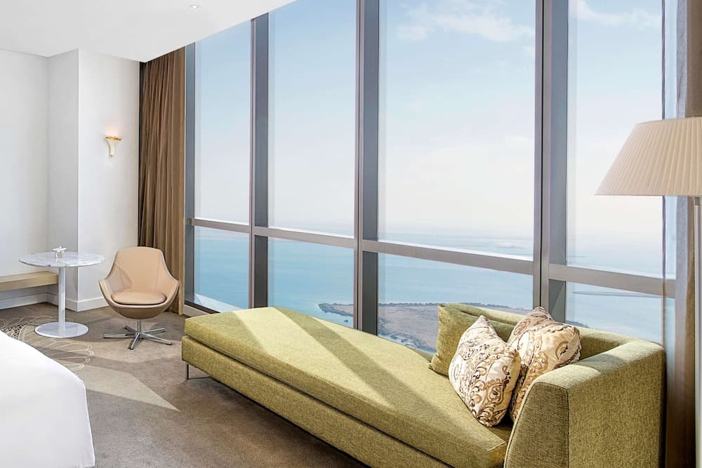 Deluxe King Sea View Room