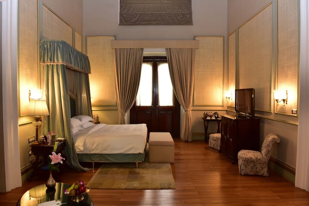 Historical Suite City View King Bed