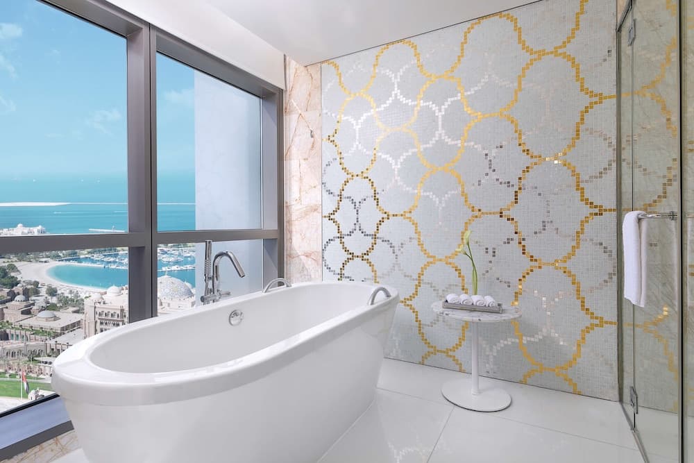 Deluxe Twin Sea View Room