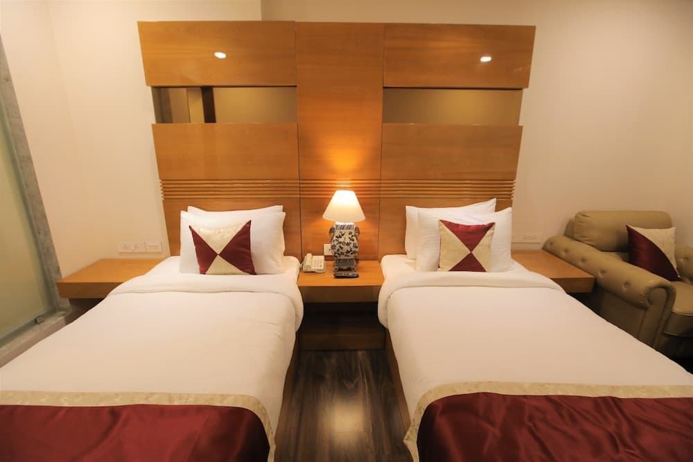 Superior Twin Accessible Room