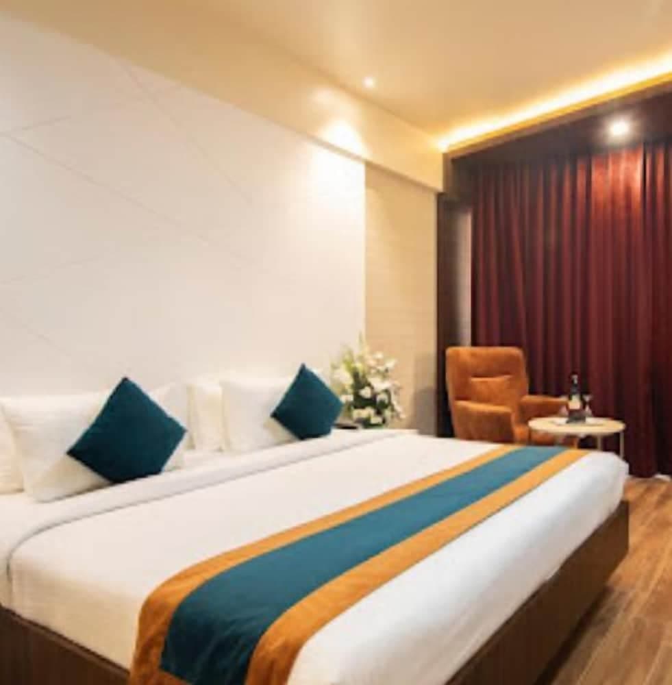 Executive King Room