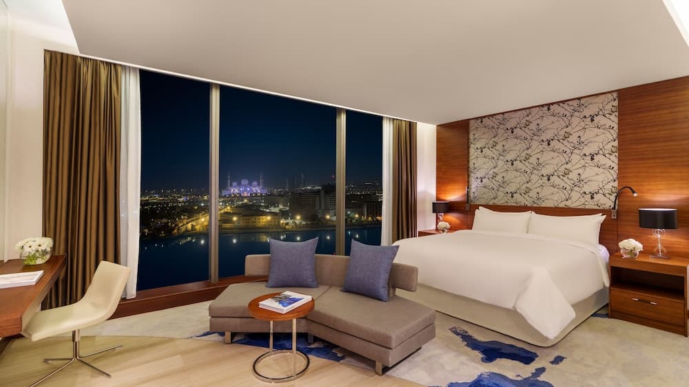 King Smoking Room