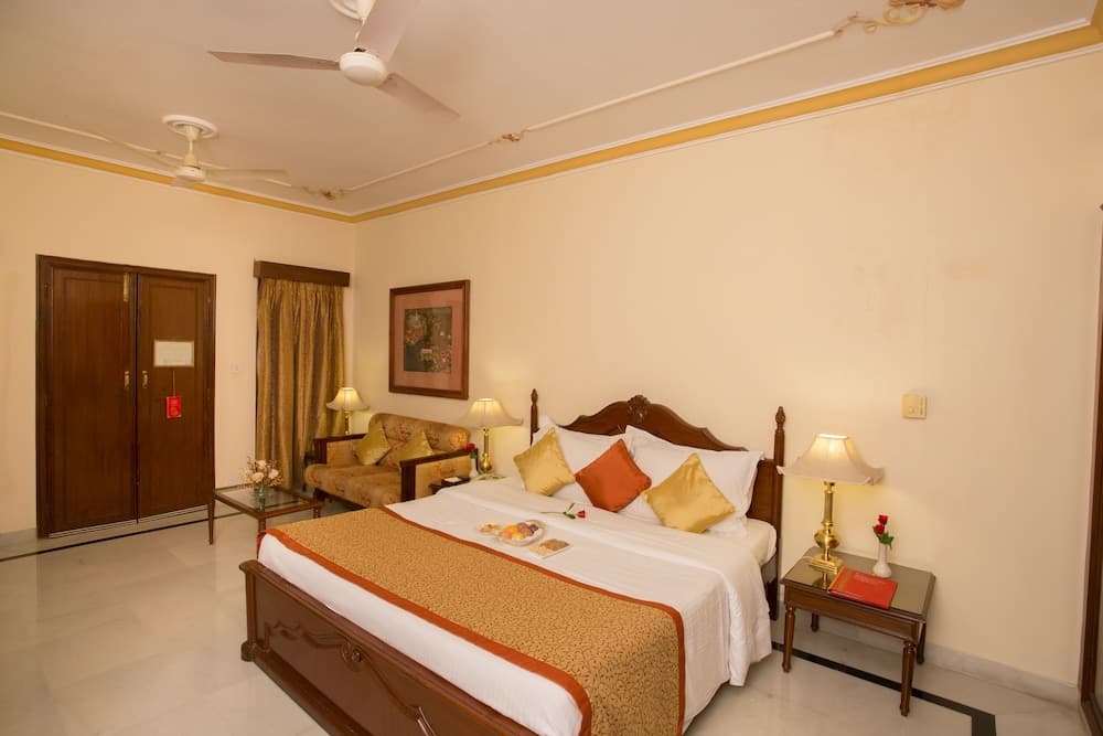 Palace Twin Room