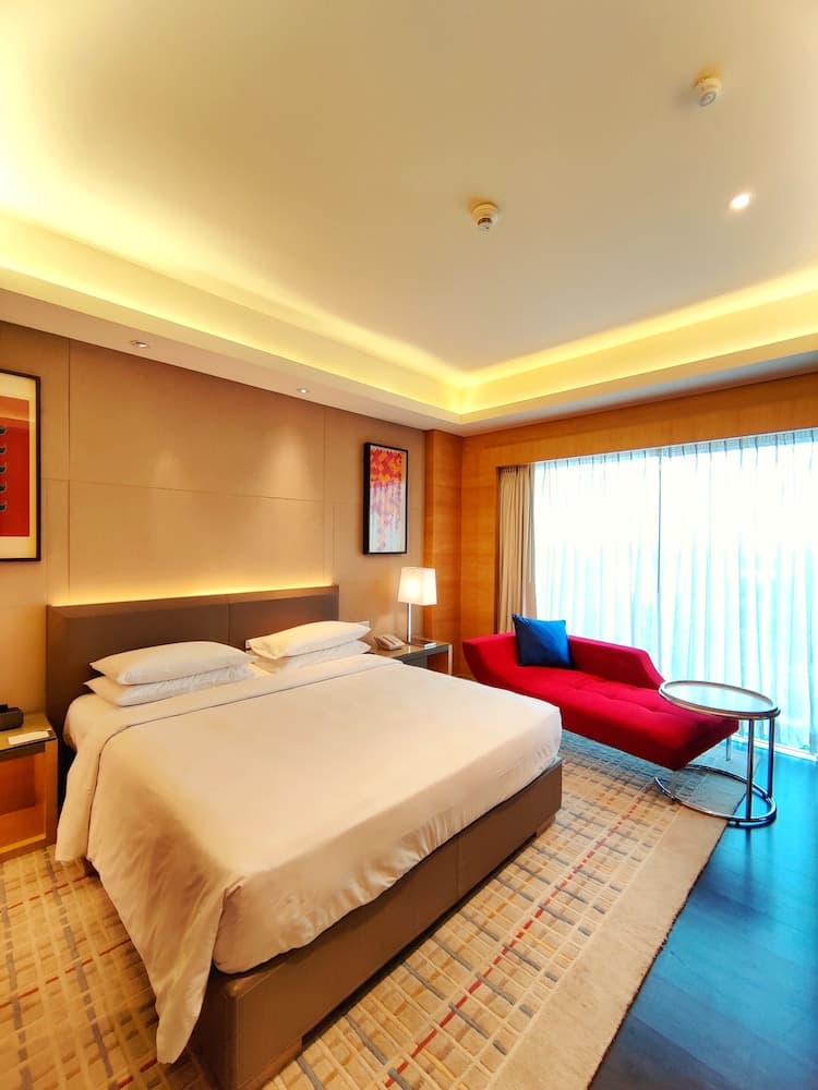 Suite King Room