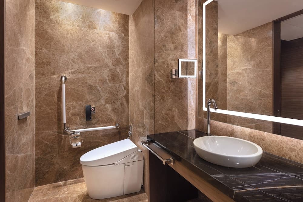 Twin City View Room