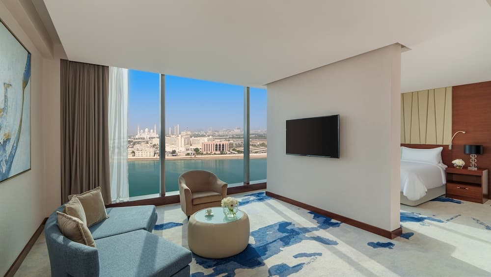 Junior Suite King Room
