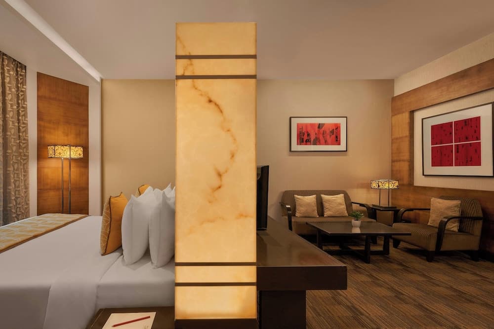 Suite King Room