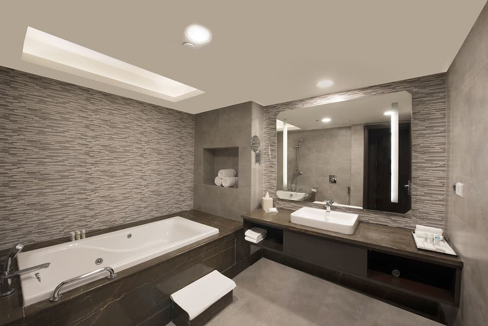 Suite King Room