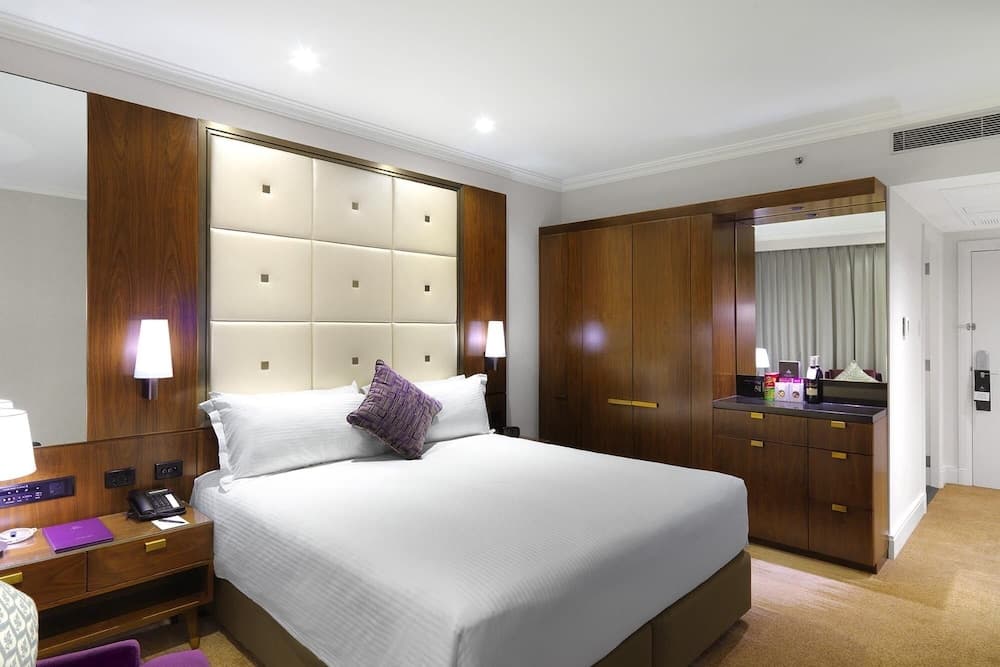 Club King High Floor Room