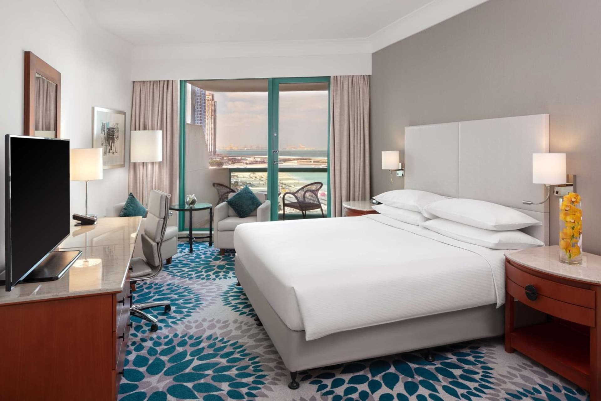 King Executive Room with Sea View Balcony