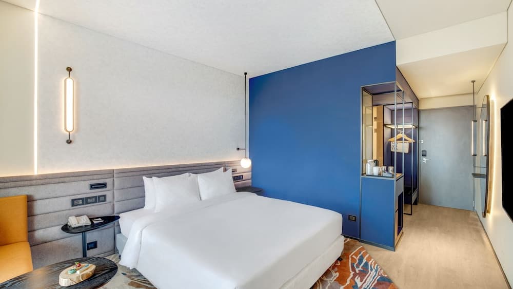 Premier Room