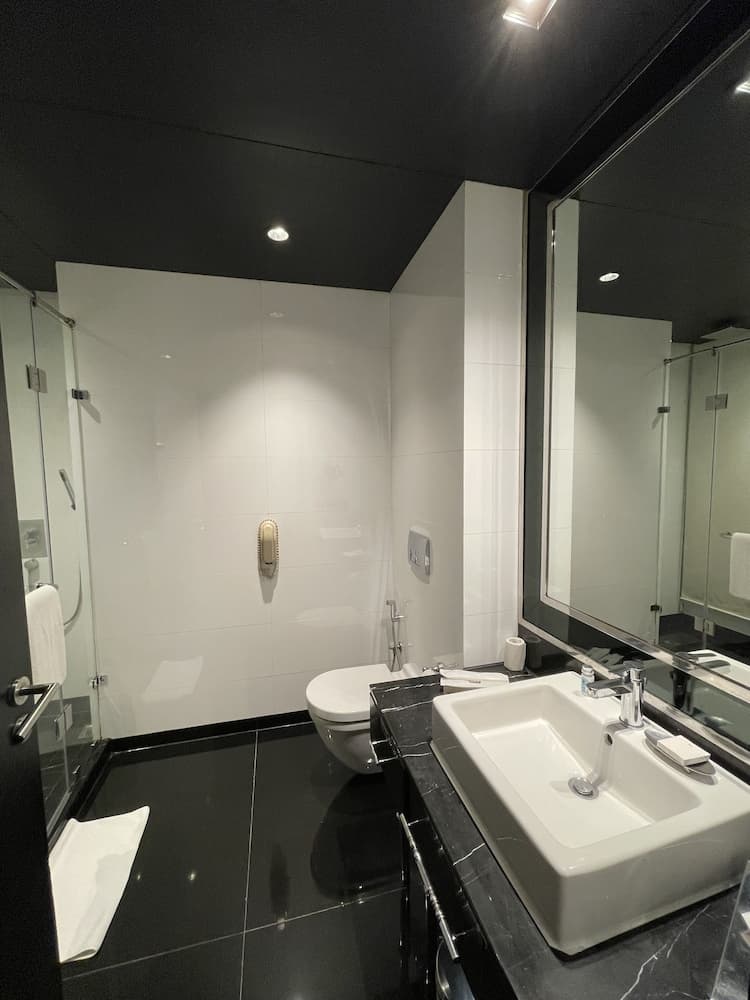 Junior Suite King Room