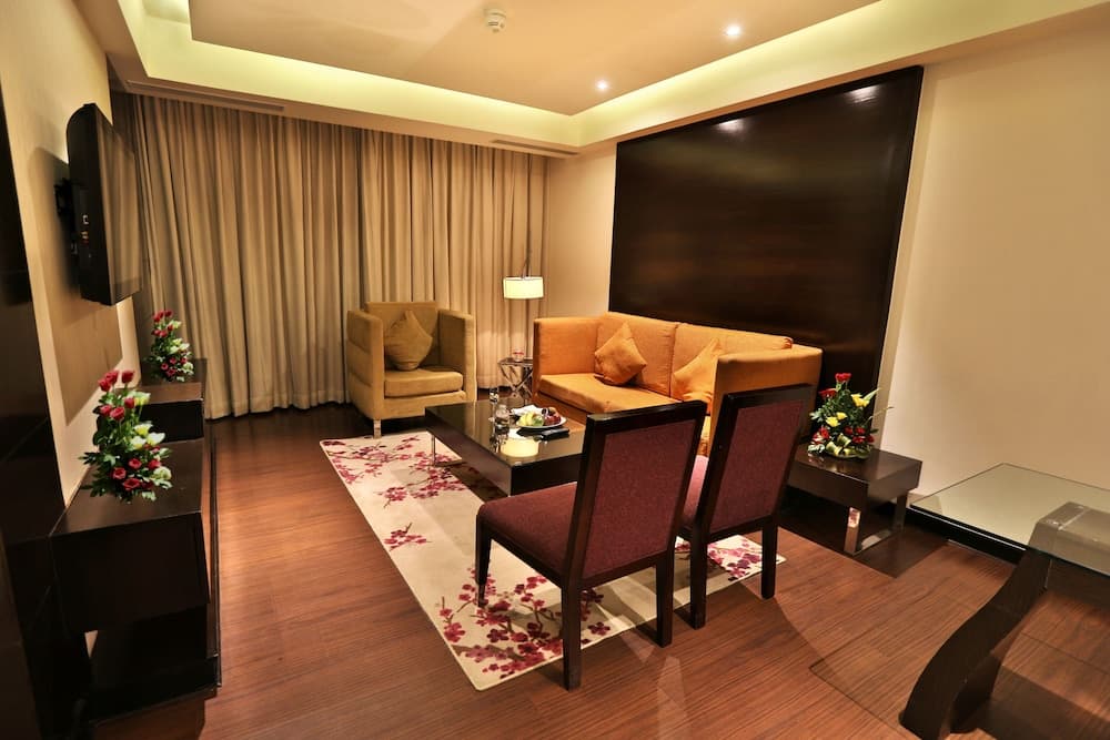 Suite King Room