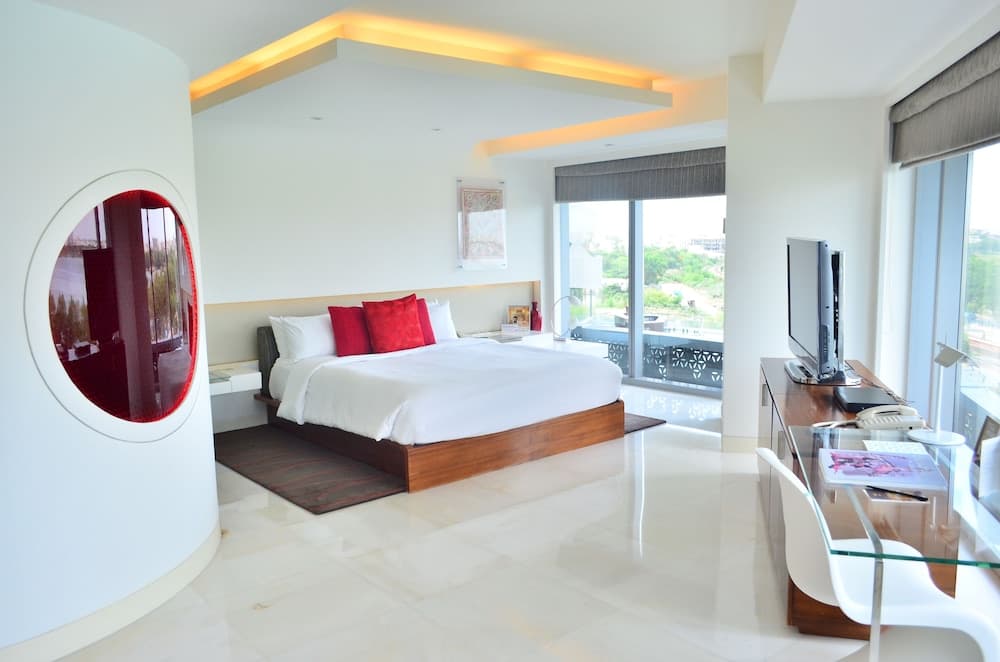 Suite King Room