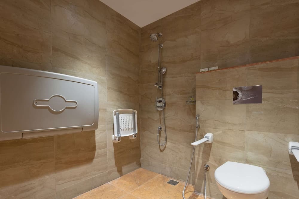 King Accessible Room